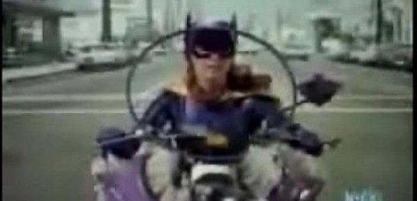  Batgirl XXX-Sunny Lane-Video Editado